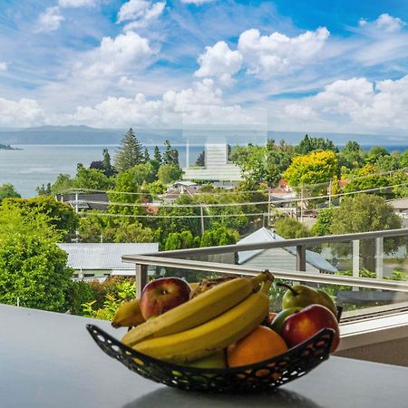 Ngaio Views - Lake Taupo Holiday Home Exterior foto